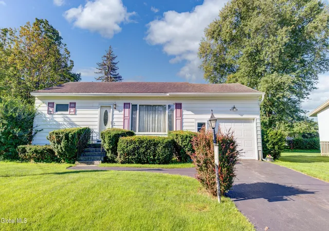 Photo 1 of Sale Pending at 66 St Paul St, Amsterdam, NY 12010 | MLS# 202625894 | Listing updated on 2026-09-17