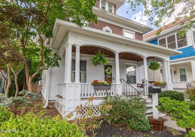 Photo 3 of Sale Pending at 1317 Glenwood Blvd, Schenectady, NY 12308 | MLS# 202625839 | Listing updated on 2026-09-16