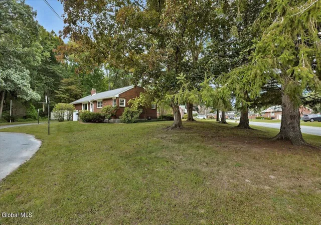 Photo 3 of Sale Pending at 1045 O'brien Ave, Schenectady, NY 12303 | MLS# 202625942 | Listing updated on 2026-09-18