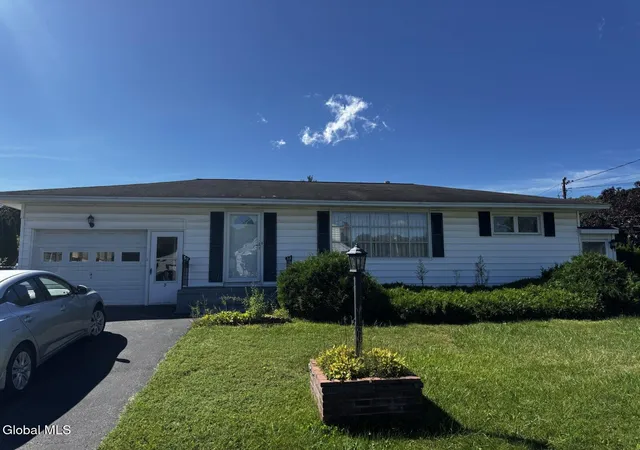 Photo 1 of Sale Pending at 5 Brentwood Ave, Gloversville, NY 12078 | MLS# 202625883 | Listing updated on 2026-09-13
