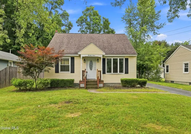 Photo 1 of Sale Pending at 77 Willow St, Guilderland, NY 12084 | MLS# 202626023 | Listing updated on 2026-09-18