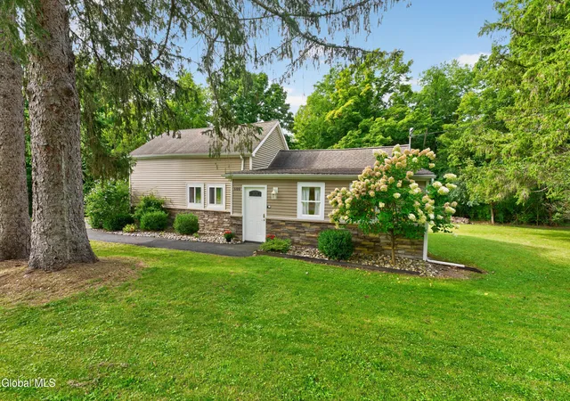 Photo 1 of Single family home for sale at 600 Riverview Rd, Rexford, NY 12148 | MLS# 202625984 | Listing updated on 2026-10-02