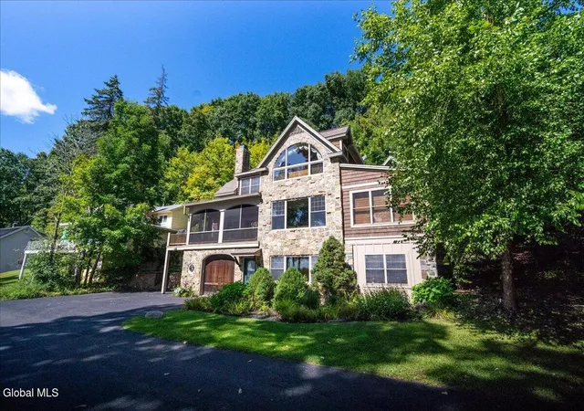 Photo 3 of Single family home for sale at 11 Manning Cvs Rd, Ballston Spa, NY 12020 | MLS# 202626067 | Listing updated on 2026-09-17