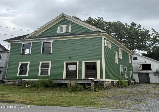 Photo 2 of Sale Pending at 2 Gilbert St, Johnstown, NY 12095 | MLS# 202625986 | Listing updated on 2026-09-30