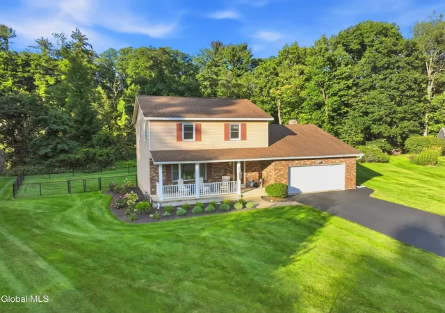 Photo 1 of Sale Pending at 4008 Luigi Ct, Schenectady, NY 12303 | MLS# 202626565 | Listing updated on 2026-09-30