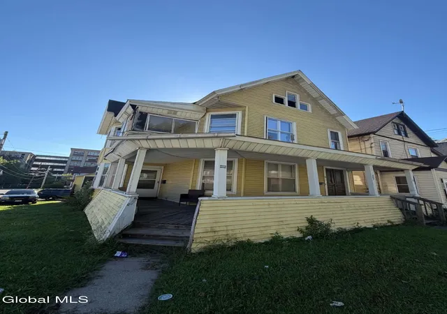 Photo 2 of Multi family home for sale at 327 E Main St, Amsterdam, NY 12010 | MLS# 202625977 | Listing updated on 2026-09-26