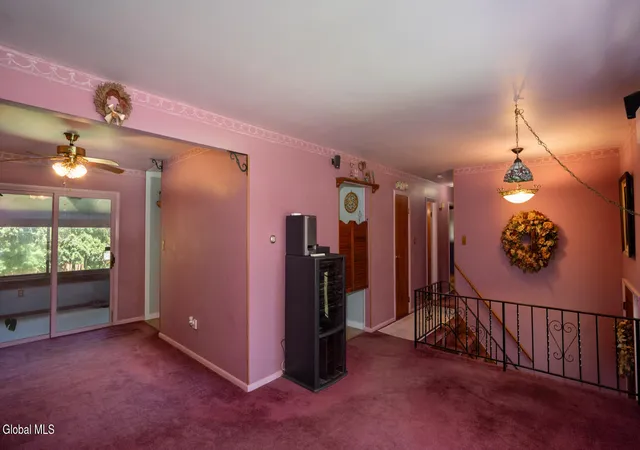 Photo 3 of Single family home for sale at 4 Orchard Dr, Kinderhook, NY 12106 | MLS# 202626028 | Listing updated on 2026-10-04
