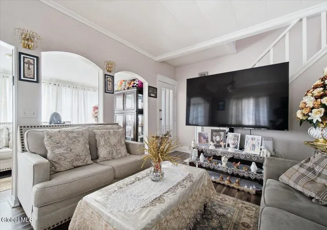 Photo 2 of Single family home for sale at 1101 Van Velsen St, Schenectady, NY 12303 | MLS# 202626260 | Listing updated on 2026-09-27