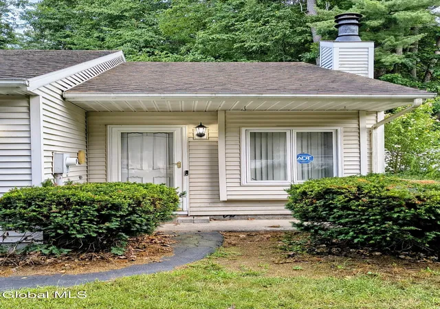 Photo 1 of Sale Pending at 152 Tallow Wood Dr, Clifton Park, NY 12065 | MLS# 202626107 | Listing updated on 2026-10-04