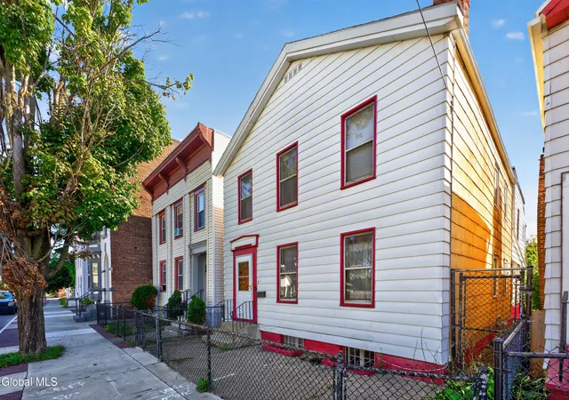 Photo 3 of Single family home for sale at 322 1st Street, Troy, NY 12180 | MLS# 202626047 | Listing updated on 2026-09-15