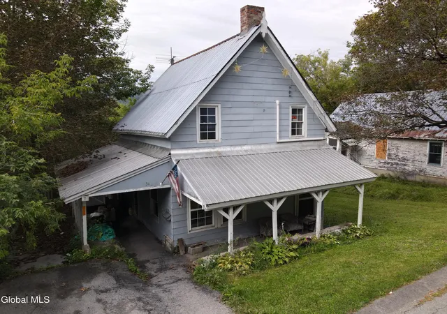 Photo 1 of Single family home for sale at 31 Mountain St, Whitehall, NY 12887 | MLS# 202626381 | Listing updated on 2026-09-18