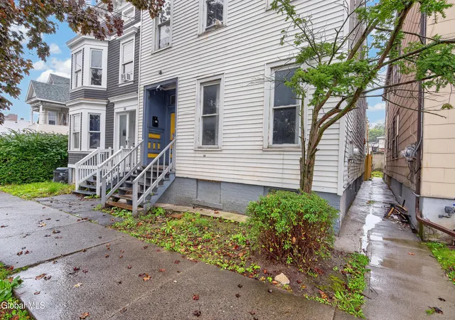Photo 1 of Multi family home for sale at 556 Washington Ave, Albany, NY 12203 | MLS# 202626450 | Listing updated on 2026-09-19