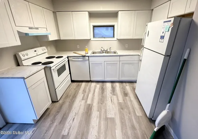 Photo 3 of Multi family home for sale at 664 Myrtle Ave, Albany, NY 12208 | MLS# 202626126 | Listing updated on 2026-09-18