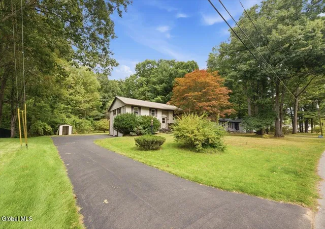 Photo 2 of Sale Pending at 20 Linden Ct, Clifton Park, NY 12065 | MLS# 202626441 | Listing updated on 2026-09-20