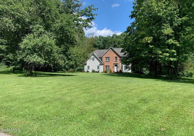 Photo 1 of Single family home for sale at 5 King James Ct, Saratoga Springs, NY 12866 | MLS# 202626066 | Listing updated on 2026-09-15