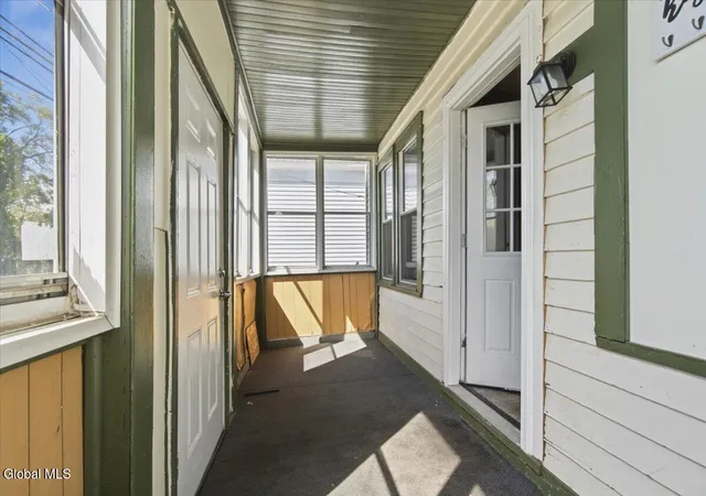 Photo 2 of Single family home for sale at 127 Exchange St, Albany, NY 12205 | MLS# 202626222 | Listing updated on 2026-09-21
