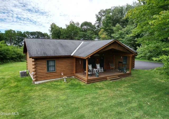 Photo 2 of Single family home for sale at 55 Spring Ave, Gloversville, NY 12078 | MLS# 202626386 | Listing updated on 2026-09-18