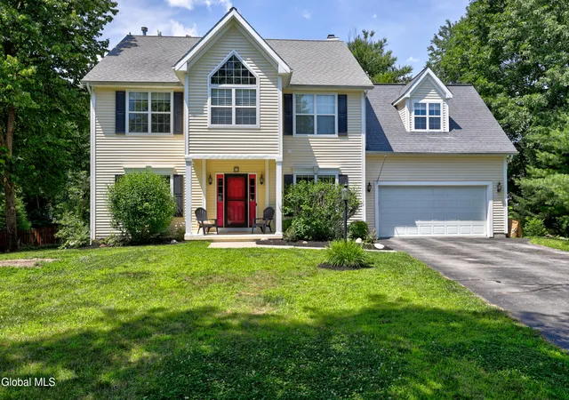 Photo 1 of Single family home for sale at 7 Emerald Ln, Saratoga Springs, NY 12866 | MLS# 202626078 | Listing updated on 2026-10-08