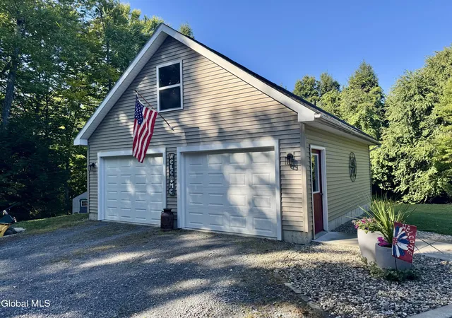 Photo 3 of Single family home for sale at 43 Belanger Dr, Lake Luzerne, NY 12846 | MLS# 202626104 | Listing updated on 2026-09-27