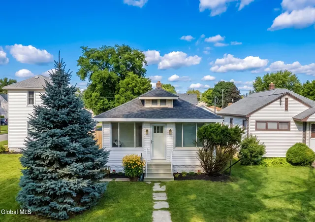 Photo 1 of Single family home for sale at 450 Eleanor St, Schenectady, NY 12306 | MLS# 202626180 | Listing updated on 2026-09-28