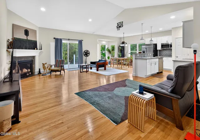 Photo 2 of Single family home for sale at 3 Sutton Dr, Colonie, NY 12047 | MLS# 202626425 | Listing updated on 2026-10-05