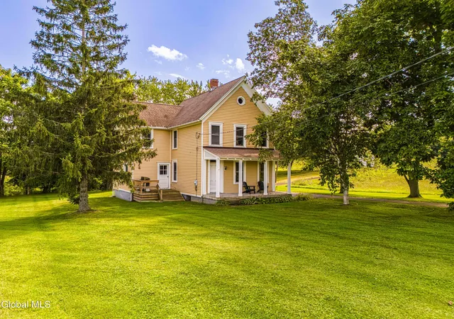 Photo 1 of Single family home for sale at 725 New York 66, Hudson, NY 12534 | MLS# 202626139 | Listing updated on 2026-09-21
