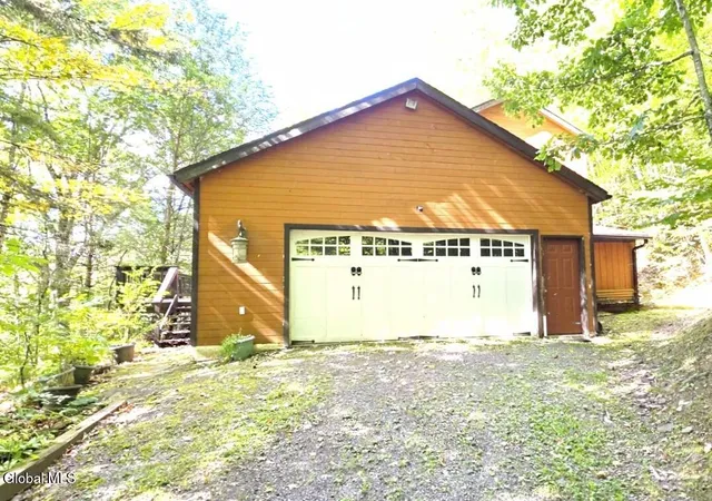 Photo 3 of Single family home for sale at 289 County Route 4, Prattsville, NY 12468 | MLS# 202626301 | Listing updated on 2026-09-21