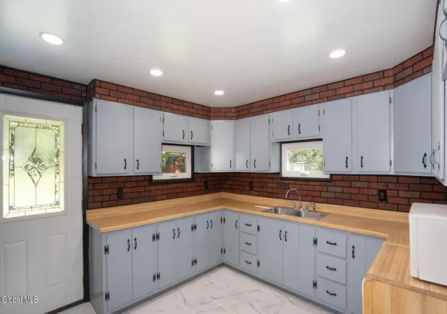 Photo 3 of Single family home for sale at 10 Railroad Ave, Berlin, NY 12022 | MLS# 202626372 | Listing updated on 2026-10-07