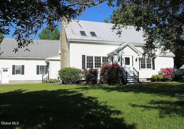 Photo 1 of Single family home for sale at 122 Howe Cave Rd, Howes Cave, NY 12092 | MLS# 202626125 | Listing updated on 2026-09-25