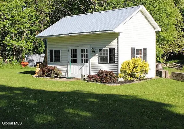 Photo 4 of Single family home for sale at 122 Howe Cave Rd, Howes Cave, NY 12092 | MLS# 202626125 | Listing updated on 2026-09-25