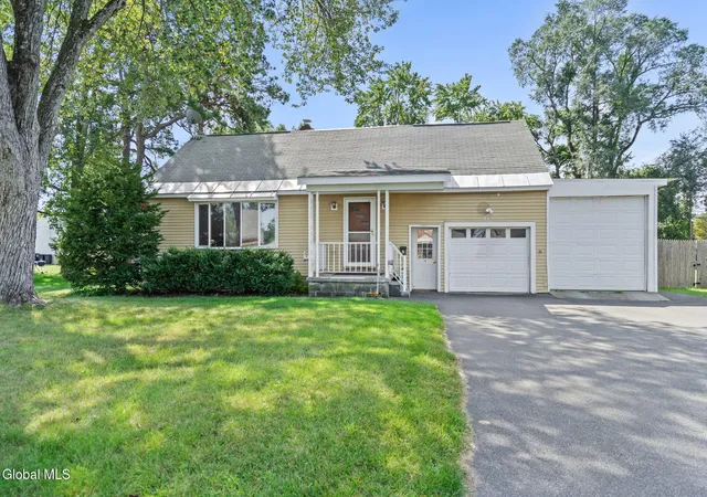 Photo 2 of Sale Pending at 1039 Bill Rd, Rotterdam, NY 12303 | MLS# 202626250 | Listing updated on 2026-09-30