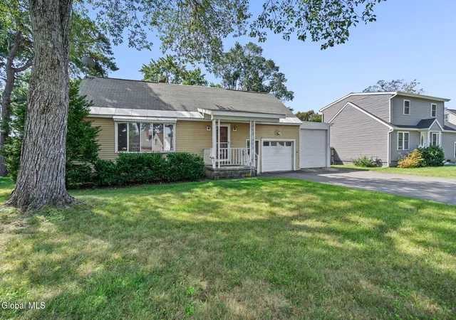 Photo 3 of Sale Pending at 1039 Bill Rd, Rotterdam, NY 12303 | MLS# 202626250 | Listing updated on 2026-09-30
