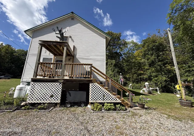 Single family home for sale at 2521 Nys Route 9n, Crown Point, NY 12928 | MLS# 202626103