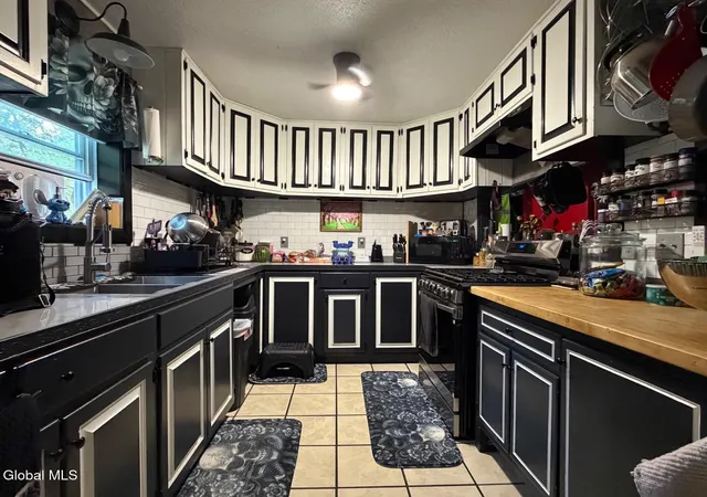 Photo 4 of Single family home for sale at 2521 Nys Route 9n, Crown Point, NY 12928 | MLS# 202626103 | Listing updated on 2026-09-15