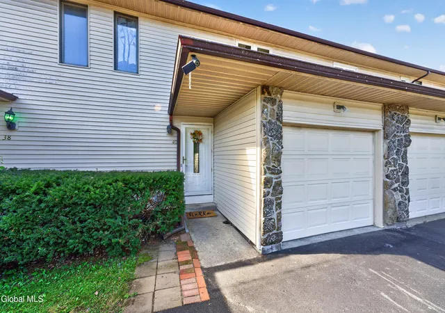 Photo 3 of Sale Pending at 40 Velina Dr, Albany, NY 12203 | MLS# 202626536 | Listing updated on 2026-09-30