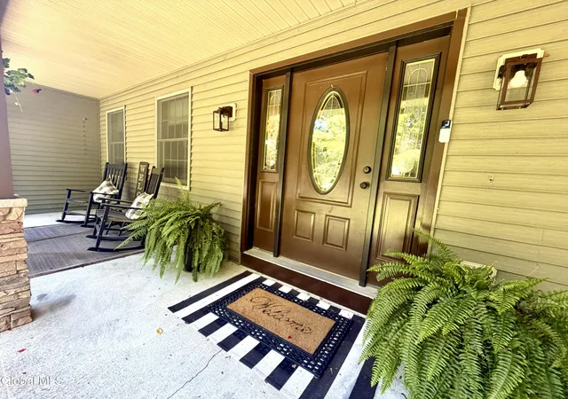 Photo 3 of Single family home for sale at 135 Memory Ln, Amsterdam, NY 12010 | MLS# 202626210 | Listing updated on 2026-09-30