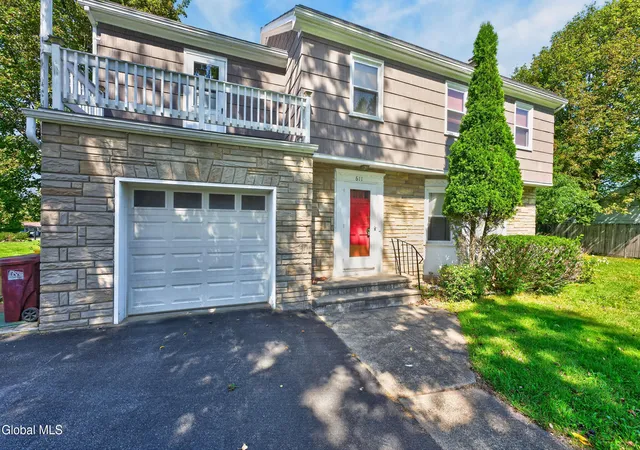 Photo 2 of Single family home for sale at 611 Brunswick Rd, Troy, NY 12180 | MLS# 202626236 | Listing updated on 2026-09-27