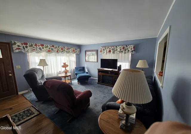 Photo 3 of Sale Pending at 31 Breslin Ave, Cohoes, NY 12047 | MLS# 202626410 | Listing updated on 2026-10-11