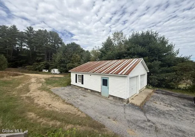 Photo 2 of Single family home for sale at 4866 Route 9n, Corinth, NY 12822 | MLS# 202626184 | Listing updated on 2026-09-20
