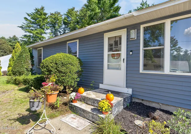 Photo 2 of Single family home for sale at 4 Reservoir Dr, Queensbury, NY 12804 | MLS# 202626853 | Listing updated on 2026-10-28