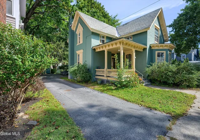 Photo 3 of Sale Pending at 157 Spring St, Saratoga Springs, NY 12866 | MLS# 202626323 | Listing updated on 2026-10-08