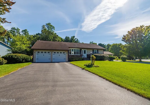 Photo 1 of Single family home for sale at 127 Sylvia Ln, Schenectady, NY 12306 | MLS# 202626271 | Listing updated on 2026-10-01
