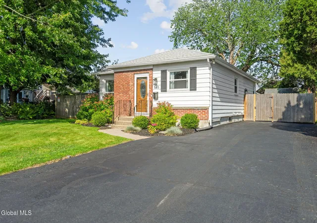 Photo 35 of Sale Pending at 145 Ramsey Pl, Albany, NY 12209 | MLS# 202626356 | Listing updated on 2026-09-19