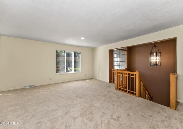 Photo 3 of Single family home for sale at 15 White Birch Ct, Schenectady, NY 12306 | MLS# 202626602 | Listing updated on 2026-09-27