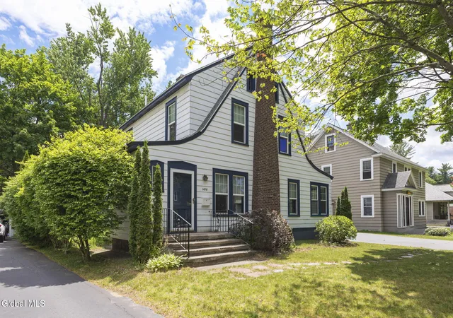 Photo 2 of Sale Pending at 1476 Regent St, Schenectady, NY 12309 | MLS# 202626364 | Listing updated on 2026-10-04