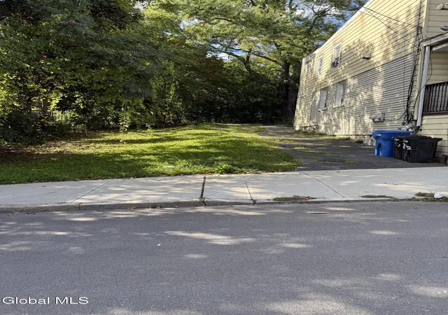 Photo 2 of House for sale at 25 Benjamin St, Albany, NY 12202 | MLS# 202626587 | Listing updated on 2026-09-22