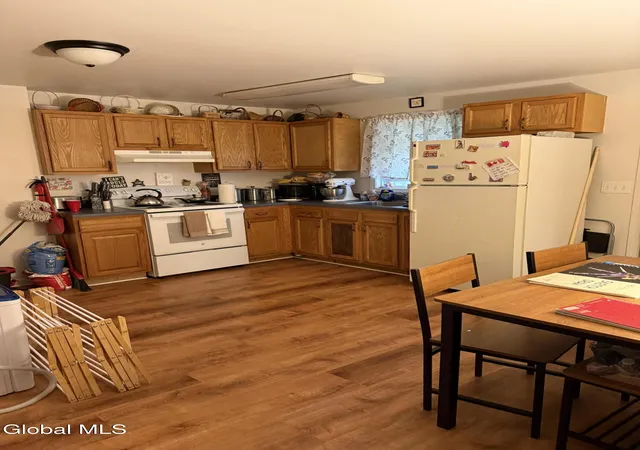 Photo 4 of House for sale at 25 Benjamin St, Albany, NY 12202 | MLS# 202626587 | Listing updated on 2026-09-22