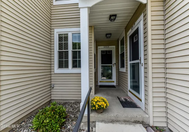 Photo 3 of Condo for sale at 5209 Forest Point Dr, Clifton Park, NY 12065 | MLS# 202626421 | Listing updated on 2026-10-05