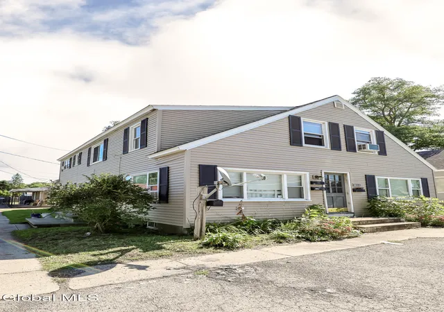 Photo 3 of Multi family home for sale at 2003 Hamburg St, Rotterdam, NY 12304 | MLS# 202626557 | Listing updated on 2026-09-22