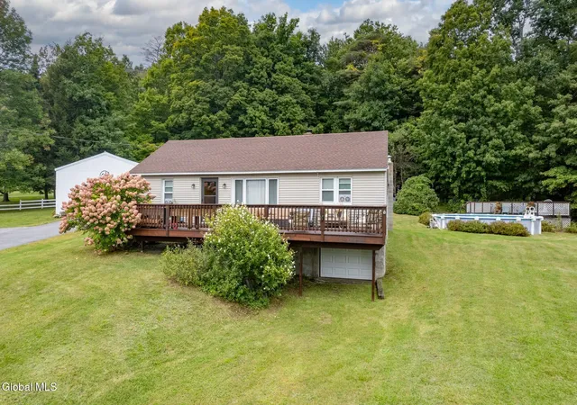 Photo 2 of Single family home for sale at 392 W State St Ext, Gloversville, NY 12078 | MLS# 202626397 | Listing updated on 2026-09-29